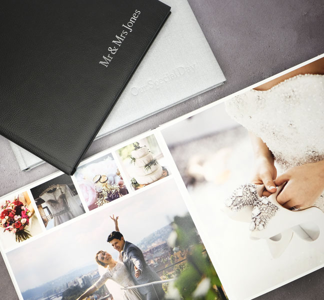 Love Wedding Album display