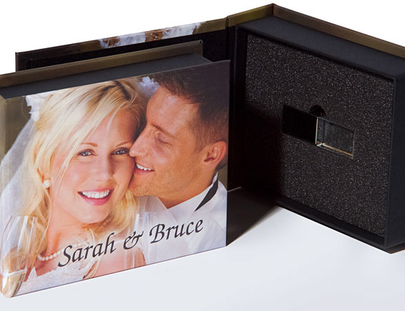 Photo box with image wrap and engraved USB